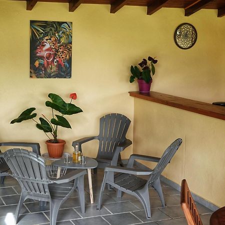 Les Gites Orchidees Bel'o Capesterre-Belle-Eau Kamer foto